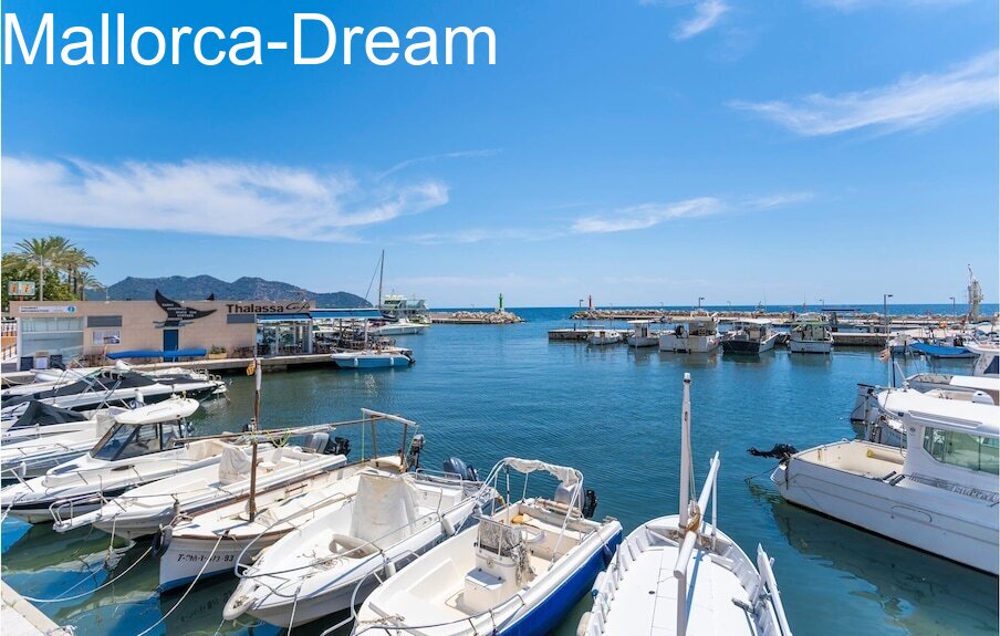 Cala Bona: Letzte Neubauwohnung am Fischerhafen nur 100 Meter vom Meer inklusive Parkplatz und Abstellraum  