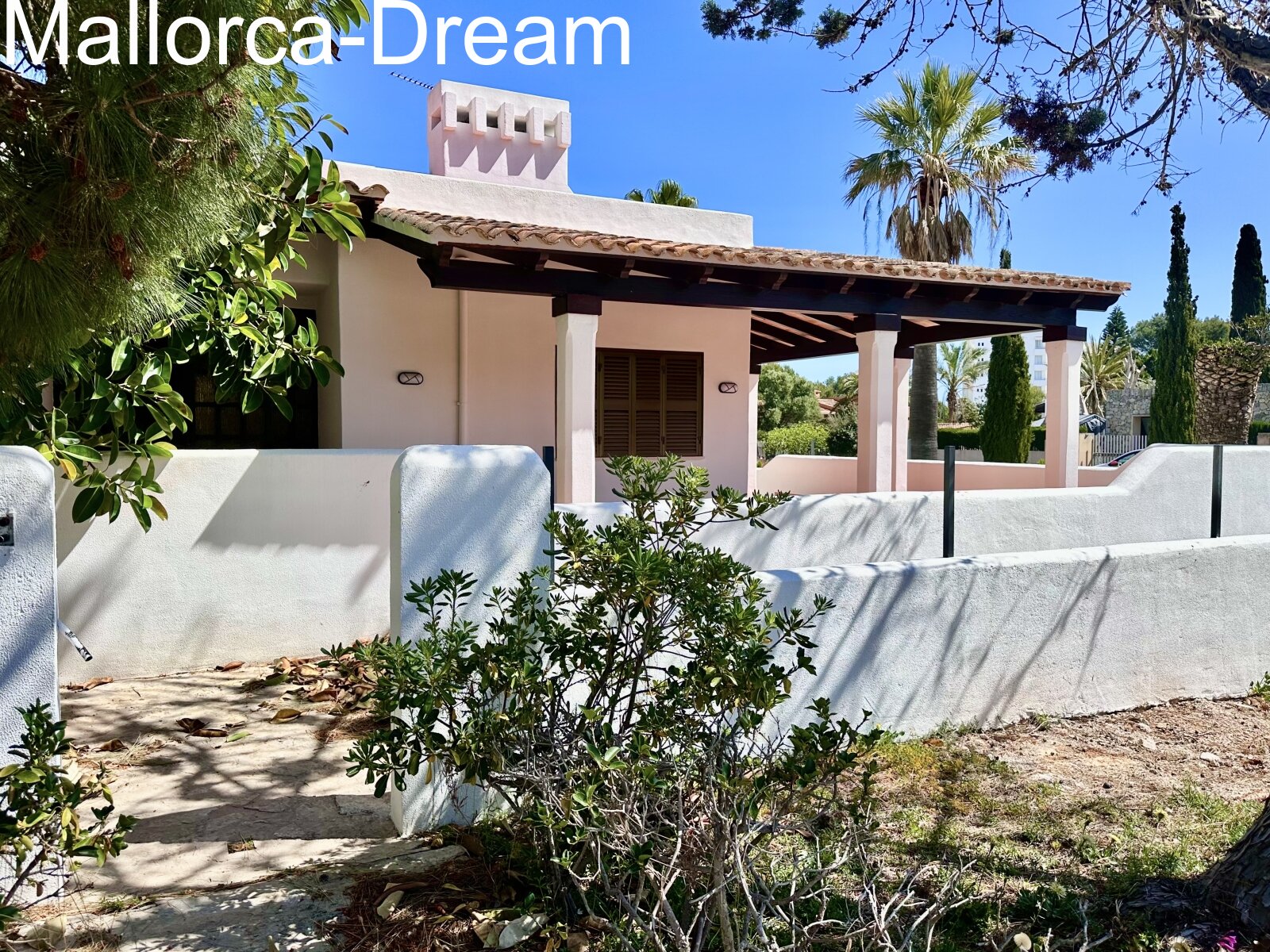 Sa Coma: Renovation property with great potential in Sa Coma 