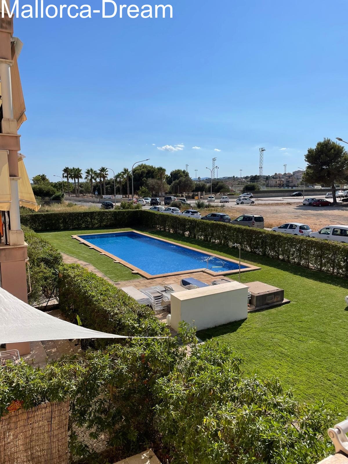 Cala Millor: Charming 3 Bedroom Apartment with Pool and Parking Space in Cala Millor Cala Millor: Charming 3 Bedroom Apartment with Pool and Parking Space in Cala Millor