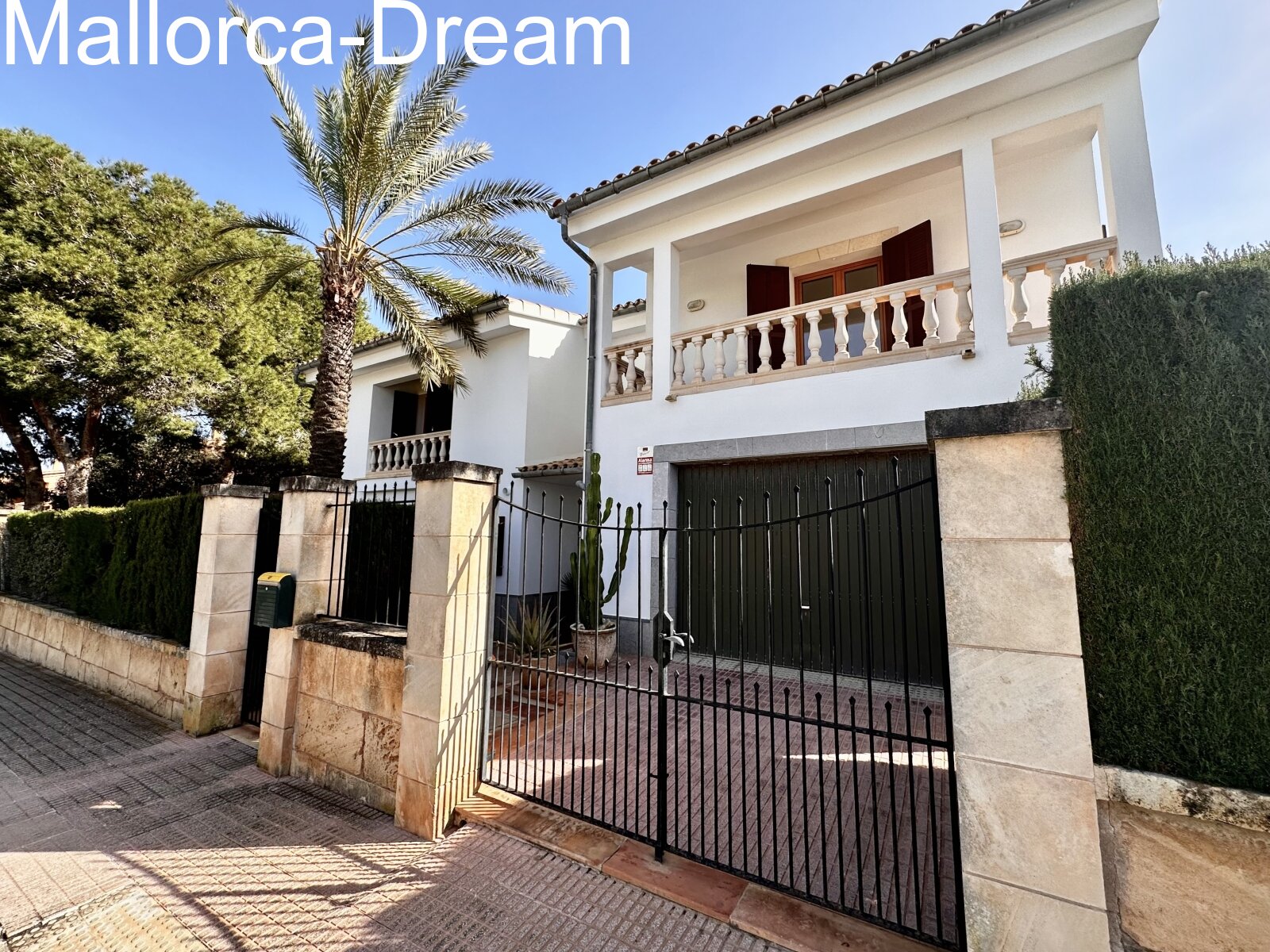 Sa Coma: Encantadora casa mediterránea con piscina y amplias terrazas 