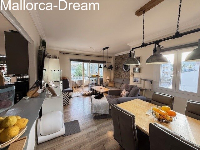 Cala Millor: Apartamento atractivo completamente reformado en ubicación privilegiada en Cala Millor 